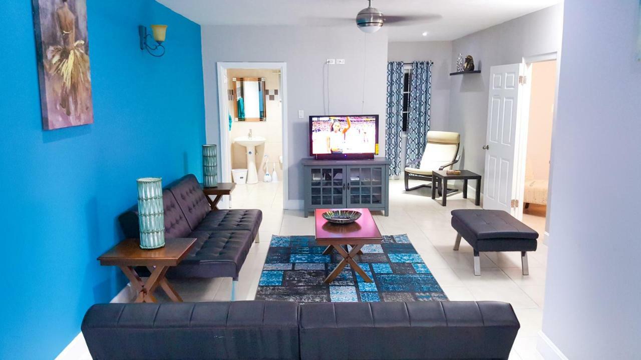 Donhead New Kingston Apt 5 Exterior photo